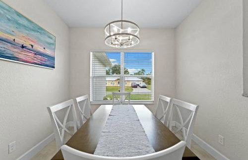 Modern Heated Pool Home Close To Downtown Shopping - Foto 4