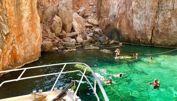 Excursión a Koutsomitis, Kounoupa y Roca Roja - Foto 2