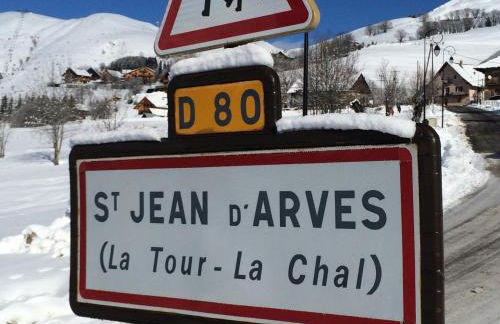 appartement gentiane 4personnes dans gite "la maison d'augustin" classé 3 étoiles,la tour,73530 st jean d'arves - Foto 28