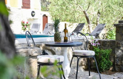 Cozy Home In Srinjine - Photo 8