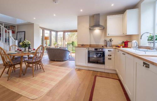 Gothic House Cottage - Foto 9