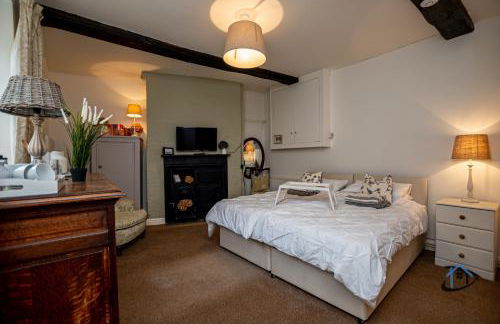 The Old Plough, mix of 1 bed and 3 bed units, rustic charm, super king bed or twins, en-suite, secure parking - Foto 27