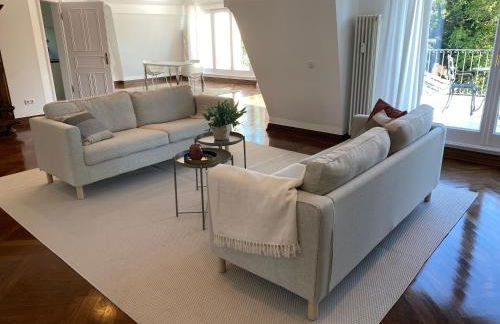 Design-Loft mit 2 Balkonen am Stadtwald - 20 min zur Messe Düsseldorf - Foto 10