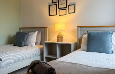 Penthouse Retreat - 2 bed flat, sleeps 4 - Brampton Town Centre, Hadrians Wall - Foto 17