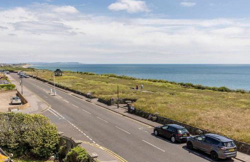 Beachcliff - On the Seafront with Two Balconies - Photo 17