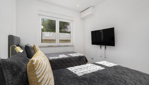 WHome Suburban Serenity Family Home with Pool - Photo 2