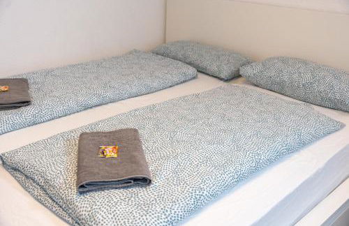 modern house with pool - 3 bedrooms 2 Bathrooms - Foto 44