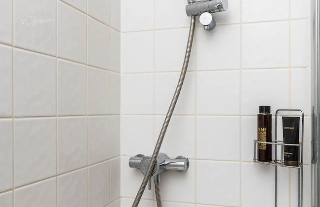 Delightful Moroccan Inspired Flat Hackney Sleeps 2 - Photo 11