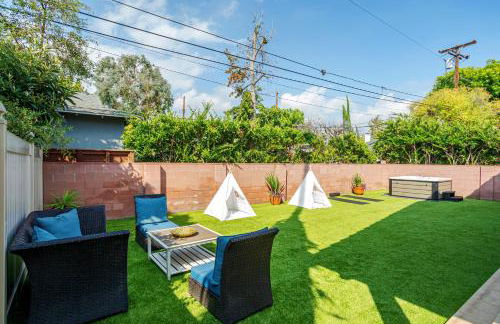 Regal 4 bed with hot tub close to Universal sleeps 15 - Foto 51