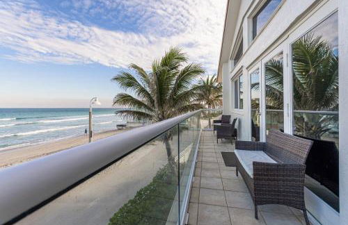 Oceanfront Luxury Villa 5Bedroom and 4Bath Beach Access - Photo 3