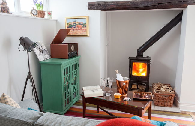 Artists' Cottages - Photo 44