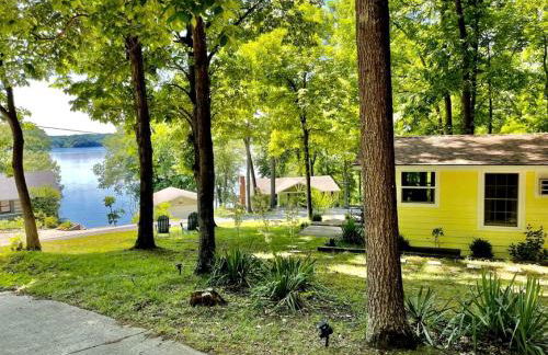 Charming Cottage with Fire Pit and Barbecue in Cadiz, Kentucky - Foto 21