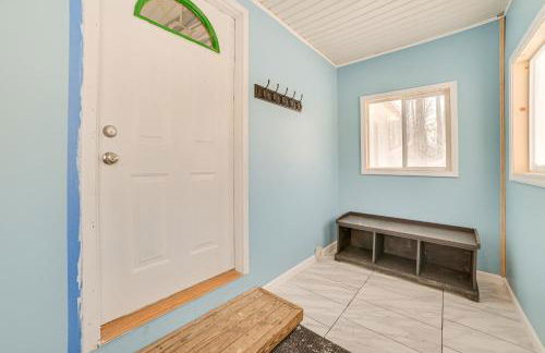 1 Mi to Otsego Lake Pet Friendly Family Home - Foto 21