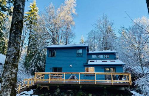 Brightwood Riverfront Getaway - Photo 5