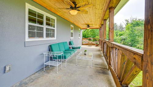 6 Mi to Lake Liberty Pet-Friendly Home with Yard - Foto 2