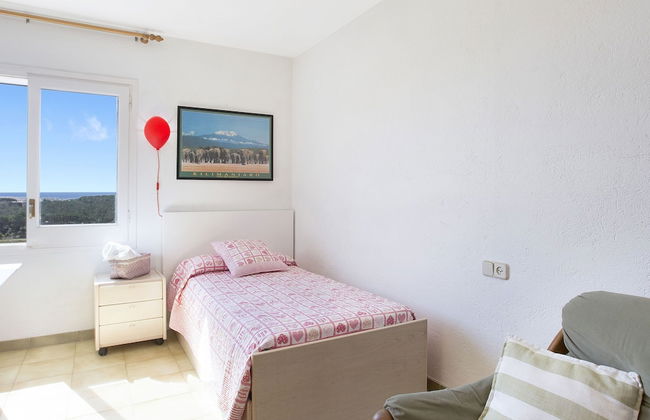 Spacious Holiday Villa With Private Swimming Pool and Various Terraces in Blanes - Photo 15