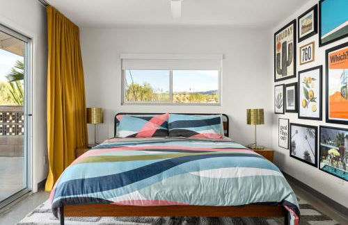 Mid Century Vibes - 2 Min to JTNP - Retro Dive Bar - View - Foto 12