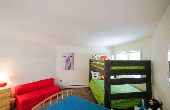 The Atrium Haven Winter Park Cabin Hot Tub - Photo 11