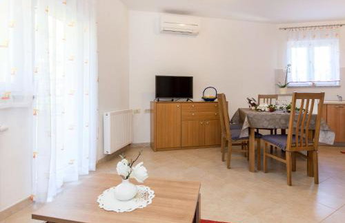 Apartment Andrea-2 by Interhome - Foto 5