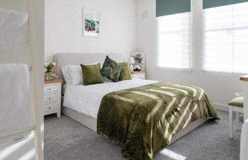 Bright and Spacious 2-Bed Apartment - Foto 1