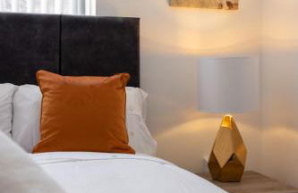 Flatzy - 16 Guests 4 En-suite Central Apartment B - Foto 3