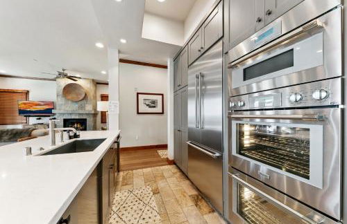 The PEAK Denali 13 - The Ultimate in Lakefront Luxury - Foto 8