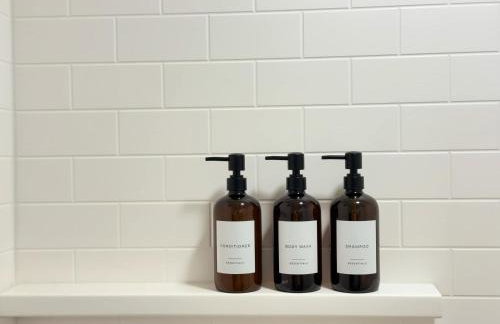 Stunning Haven with Pool Gym Parking Close to Disneyland - Foto 65