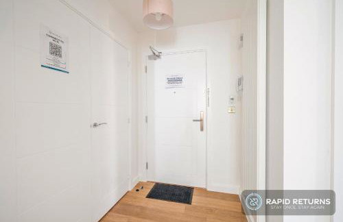 BRAND NEW! Modern & Spacious Serviced Apartments With FREE Parking & Gym by Rapid Returns - Professional Host - Foto 51