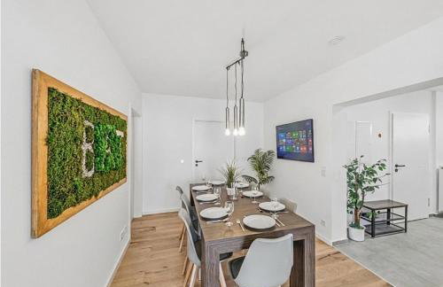 BAT Home Solutions Trierweiler - alles was ein Hotel nicht bietet - 5 Apartments 40 bis 120 qm für bis zu 29 Personen - 5-Raum-Apartment barrierefrei - 60 qm Balkon mit Blick bis Luxemburg - einzeln bis komplett buchbar - 3 Min zur A64 - Foto 67