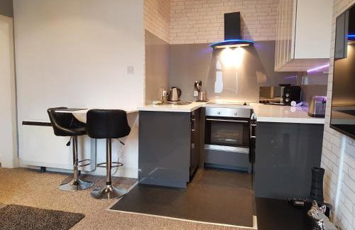 Modern Broughton Apartment - Walk to City Centre and St James Quarter - Foto 36