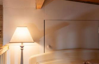 Walliswood Lodge - Wood Burner, Air Con & Wi-fi, Rural Retreat - Foto 29