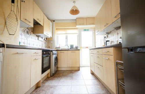 Oak House in Mid Wales with Log Burner By Seren Short Stays - Foto 17