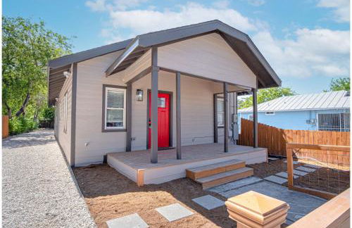 Delightfully Renovated 4 Br/2 BA Near DT Riverwalk - Foto 6