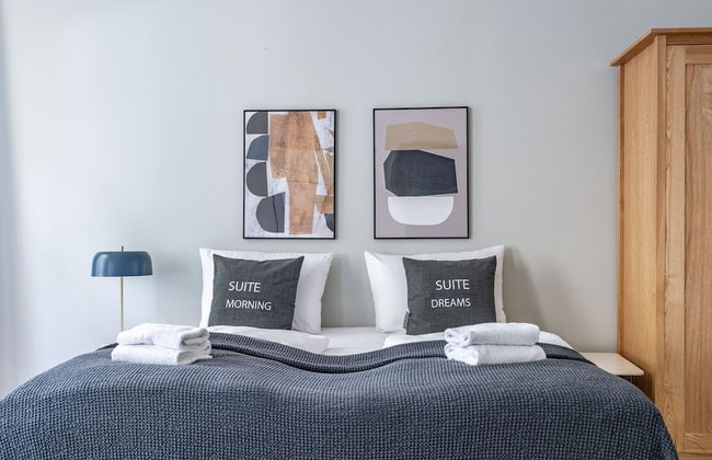 Schoenhouse Berlin City Street - Photo 13