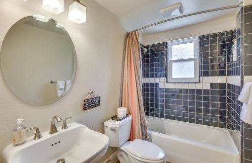 Hot Tub and Balcony Rainbow Retreat Near Wineries! - Foto 19