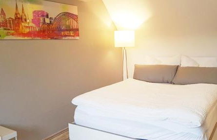 Zwei schicke Apartments mit Parkplatz - Photo 1