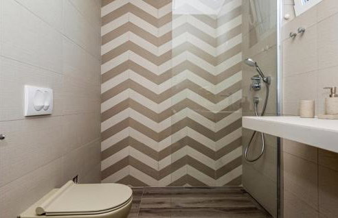 Awesome Home In Novalja - Foto 17