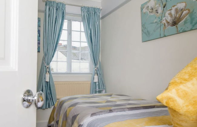 Beautiful Georgian Home in the Heart of Chichester - Photo 44