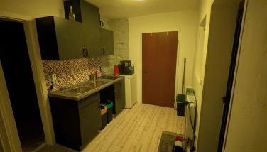 Blaues Haus - kleinere Doppelhaushälfte in Stadtkernnähe mit traumhaftem Bad und Küche - Foto 4