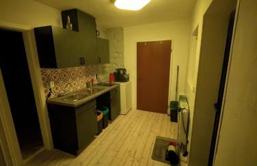 Blaues Haus - kleinere Doppelhaushälfte in Stadtkernnähe mit traumhaftem Bad und Küche - Foto 4