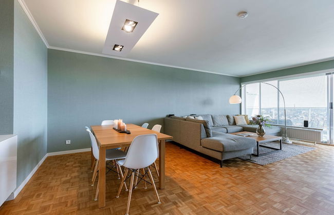 Bright Apartment With City View and Terrace - Foto 11