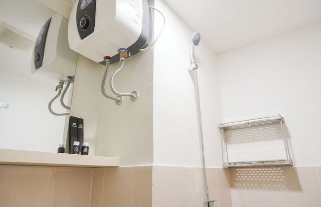 Pleasurable 2BR at Podomoro Golf View Apartment near Tol Cimanggis - Photo 16