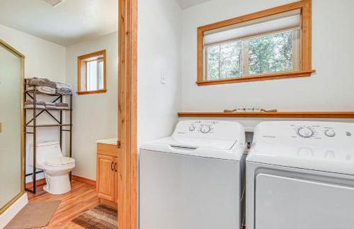 Peaceful Eureka Getaway - 1 Mi to Glen Lake! - Foto 11