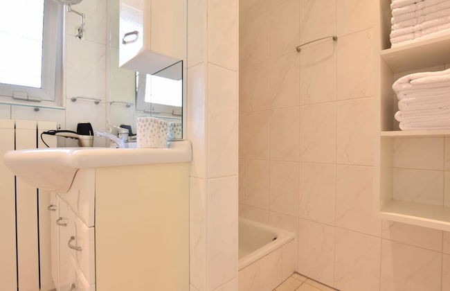 Luxury House in South Limburg Near Forest - Photo 59