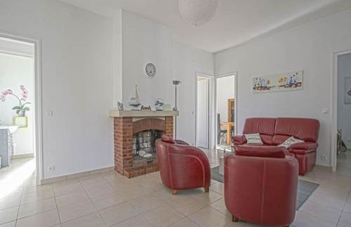 Spacious holiday home in Aure sur Mer with garden - Foto 50