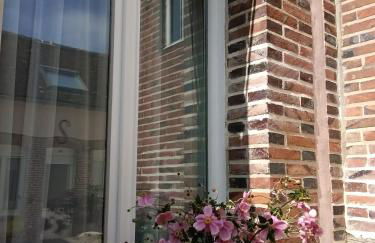 Appartement au cœur de la Petite Cité de Caractère - Foto 13