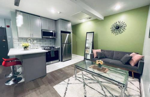 Rittenhouse Square nearby Kimmel Center 1BD - Photo 1