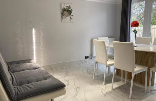 Surbiton Home with free parkings, Surbiton, Kingston upon Thames, Surrey, Greater London UK - Foto 27