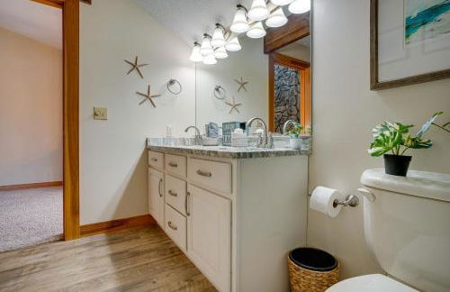 Lakefront Syracuse Home with Deck and Private Dock! - Foto 25