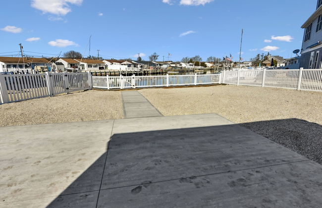 Waterfront Beach House - Photo 27